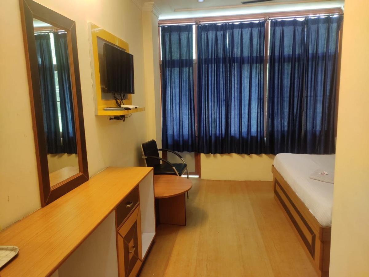 Hotel Amandeep Dharamshala Luaran gambar