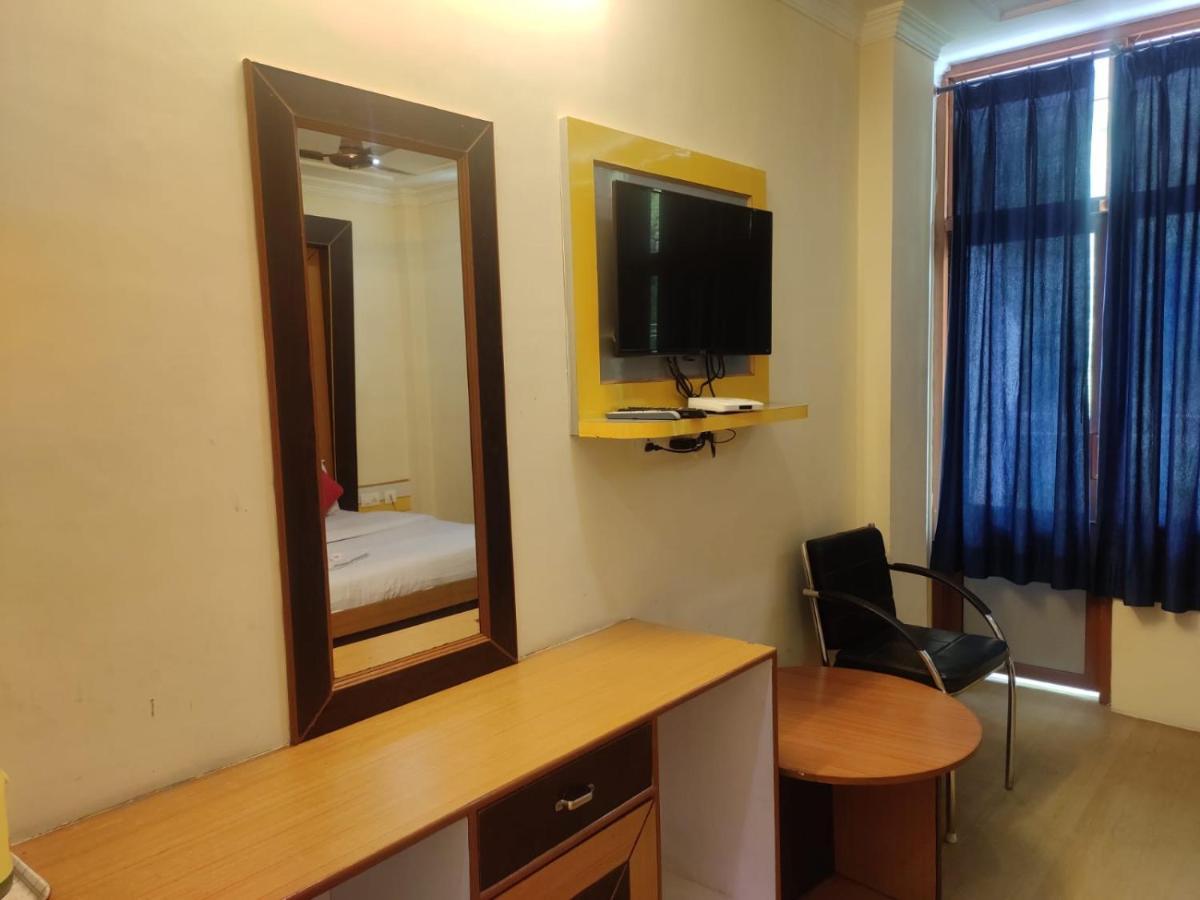 Hotel Amandeep Dharamshala Luaran gambar