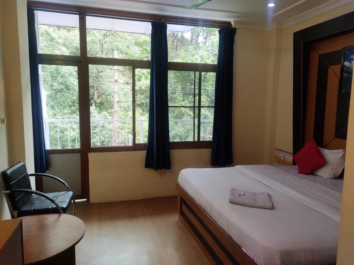 Hotel Amandeep Dharamshala Luaran gambar