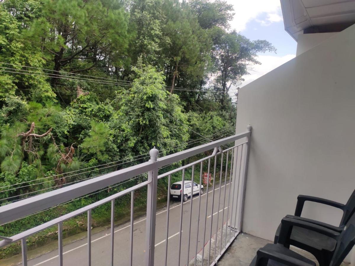 Hotel Amandeep Dharamshala Luaran gambar