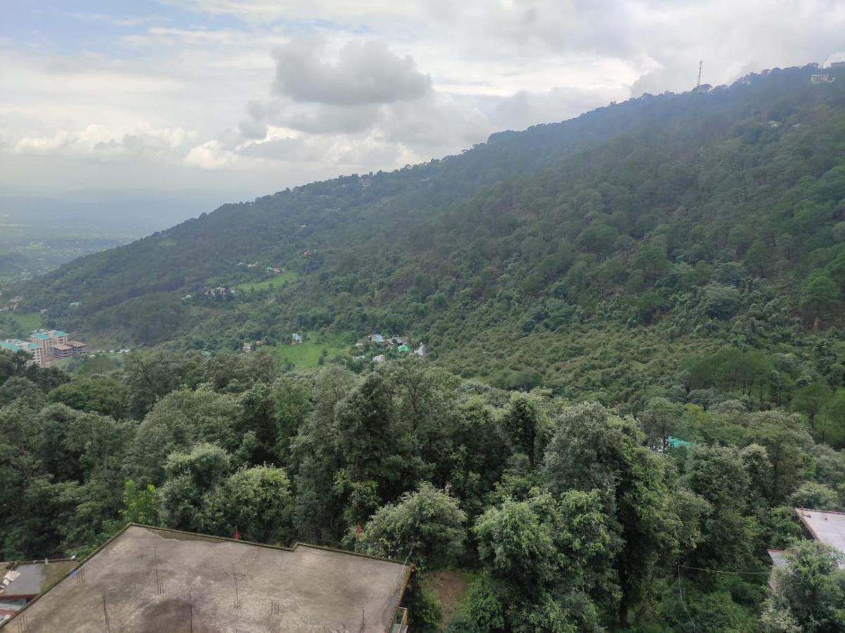 Hotel Amandeep Dharamshala Luaran gambar