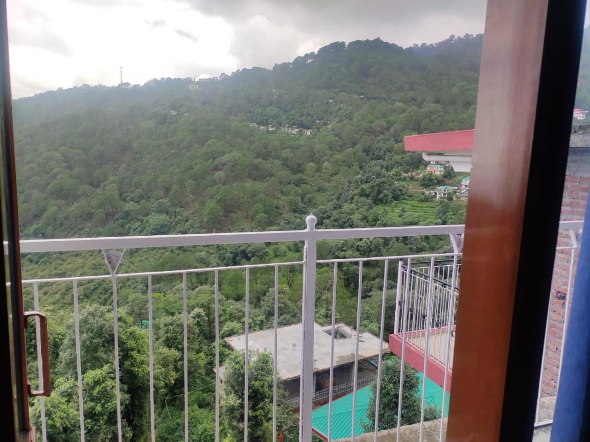 Hotel Amandeep Dharamshala Luaran gambar