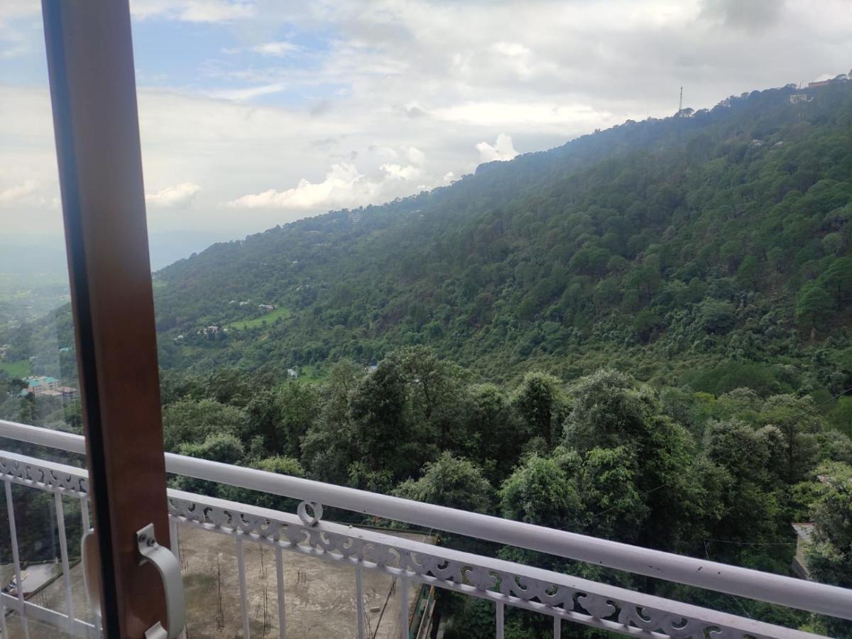 Hotel Amandeep Dharamshala Luaran gambar
