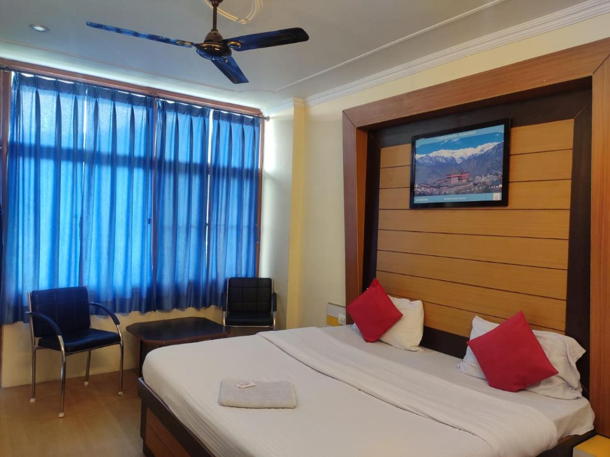 Hotel Amandeep Dharamshala Luaran gambar