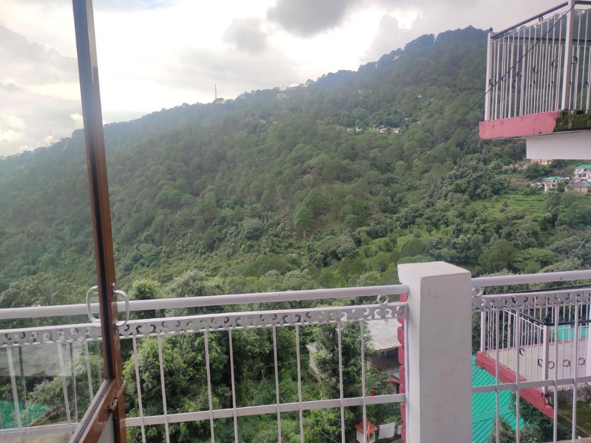 Hotel Amandeep Dharamshala Luaran gambar